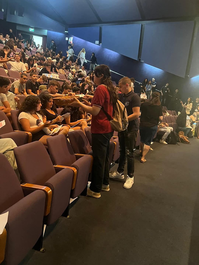 دار التربية والعلوم – جلجولية في الطليعة دائمًا، وفي القمة بجدارة